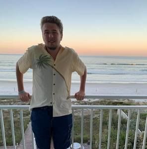 Meet your Posher, Maxwell